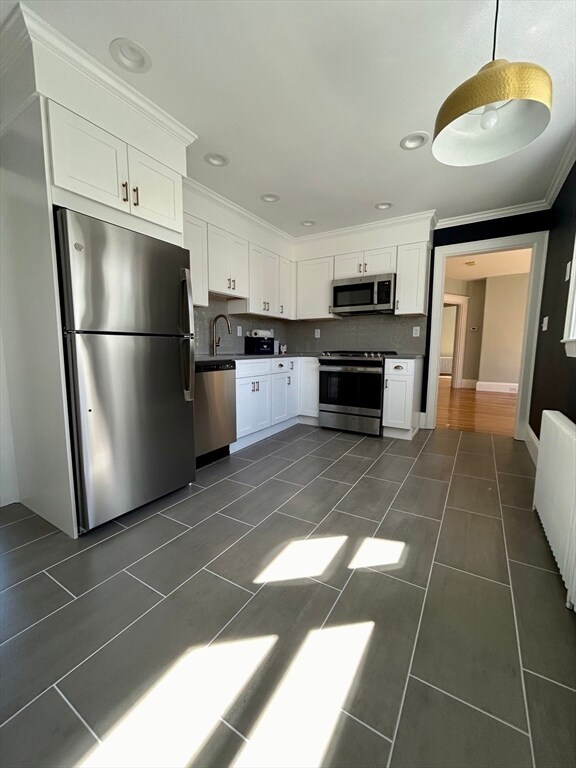 35 Amherst St unit 2, Roslindale, MA 02131 - photo 7