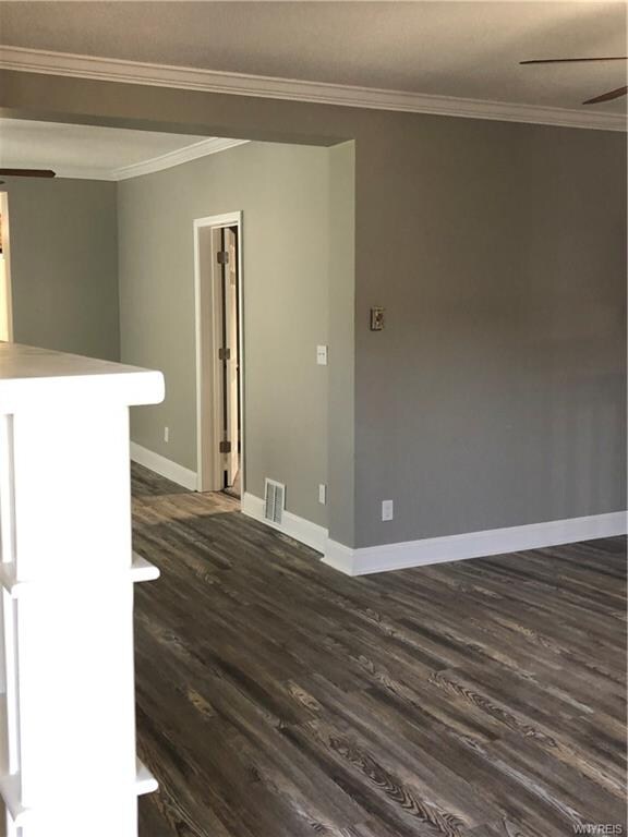 198 Miller St, North Tonawanda, NY 14120 - photo 2