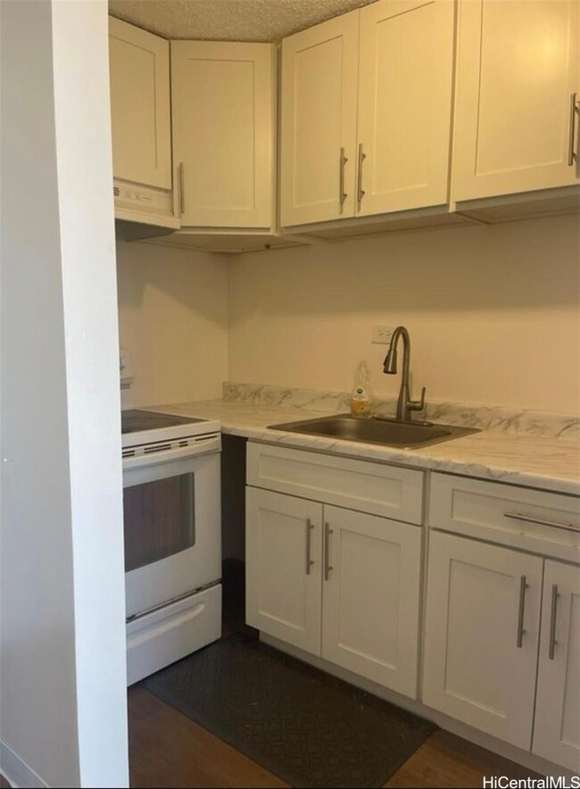 Makikilani Plaza unit 502, Honolulu, HI 96822 - photo 4