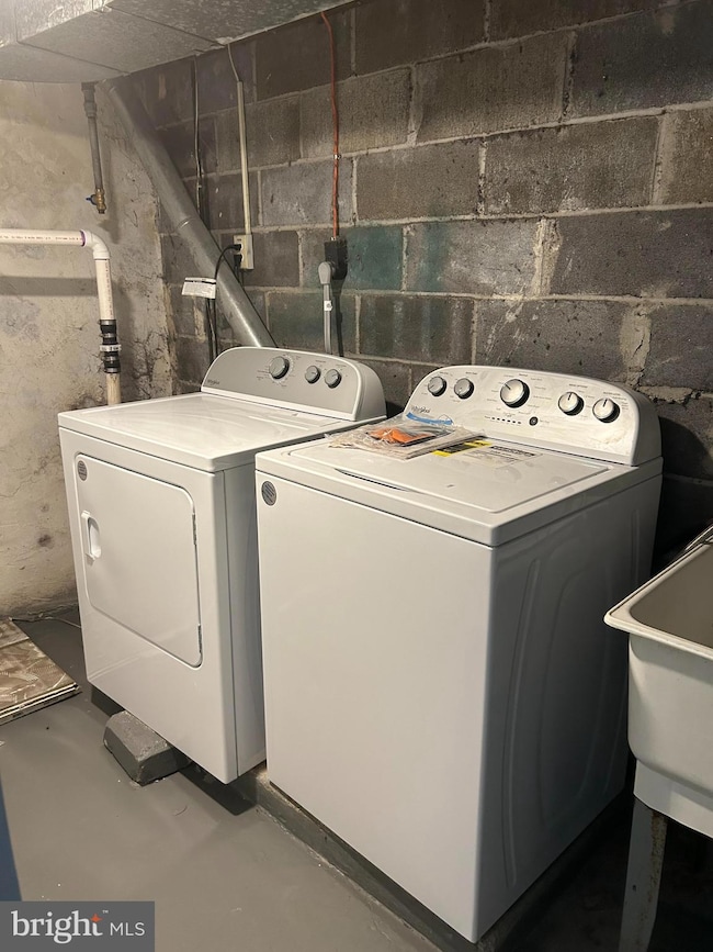 126 Fronefield Ave, Marcus Hook, PA 19061 - photo 3