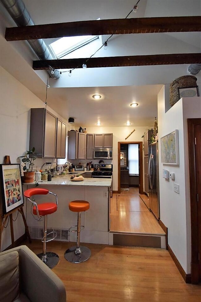 1087 Summit St unit 89, Columbus, OH 43201 - photo 6