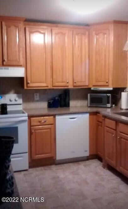 607 Decatur Rd, Jacksonville, NC 28540 - photo 6