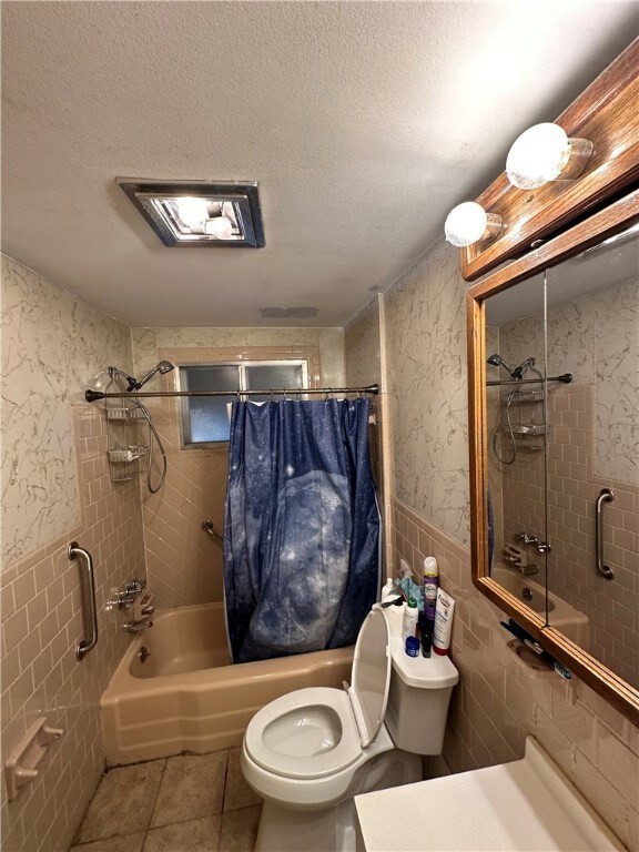 81 Wampanoag Trail, Riverside, RI 02915 - photo 6