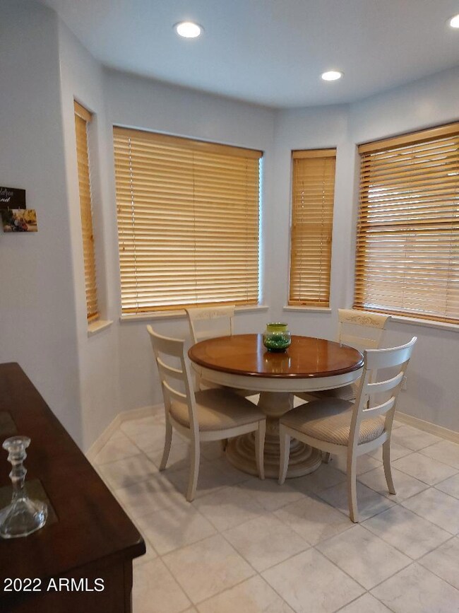 DINING RM