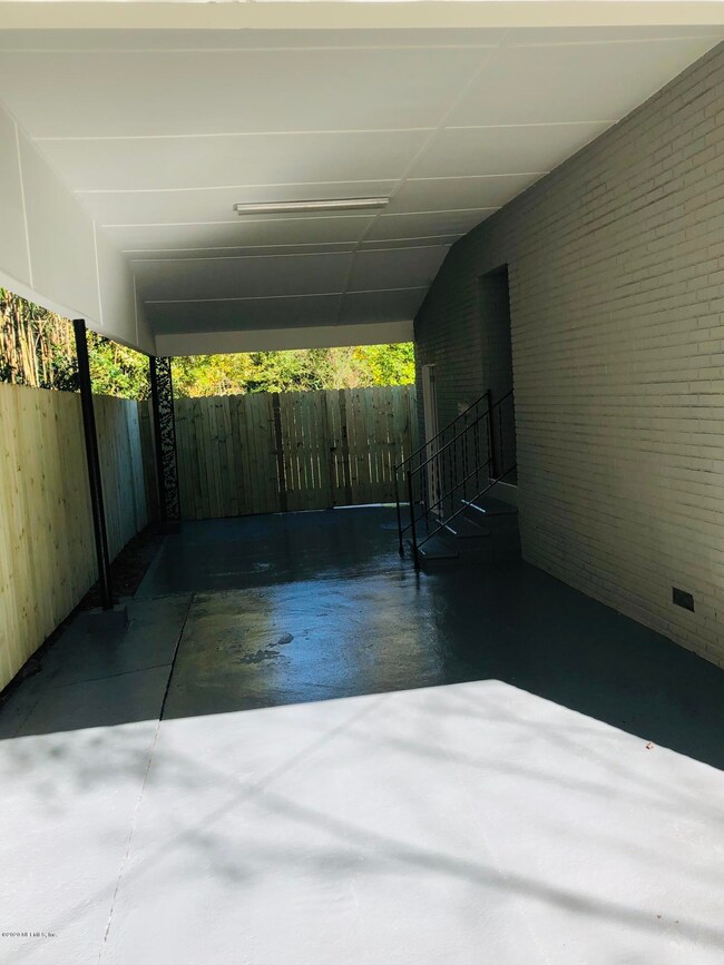 5425 Royce Ave, Jacksonville, FL 32205 - photo 5