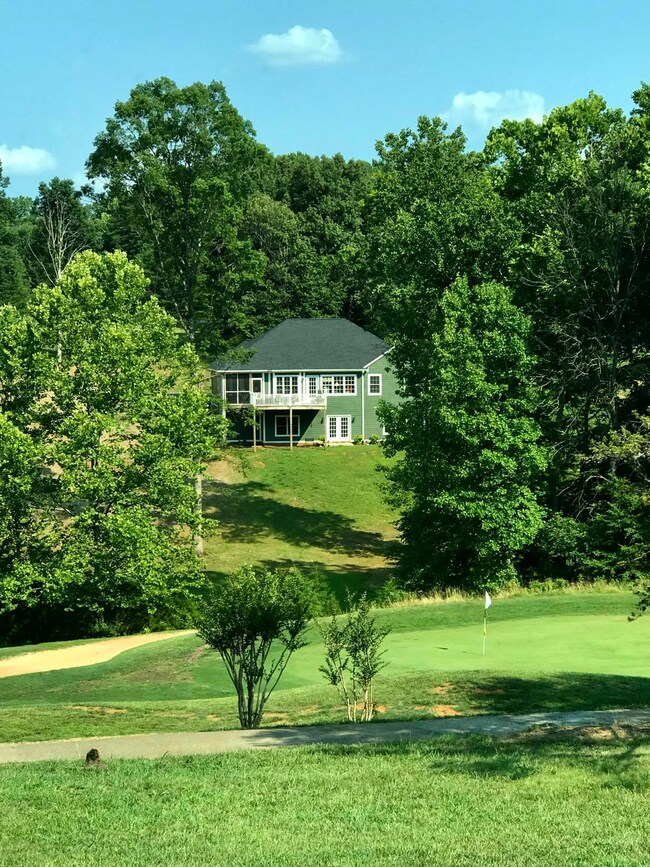 F8C442DA-B429-46B9-BDA9-CC59FCAC7576