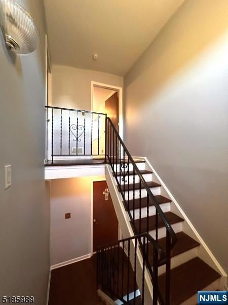 736 William St unit 2, Harrison, NJ 07029 - photo 2