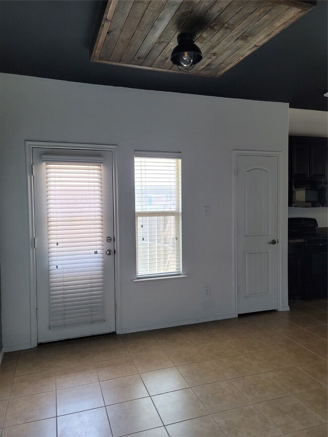 121 Chalk Rd, Anna, TX 75409 - photo 5