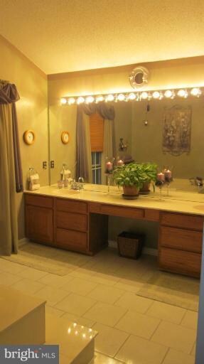 2875 Chevoit Hill Ct, Woodbridge, VA 22191 - photo 3