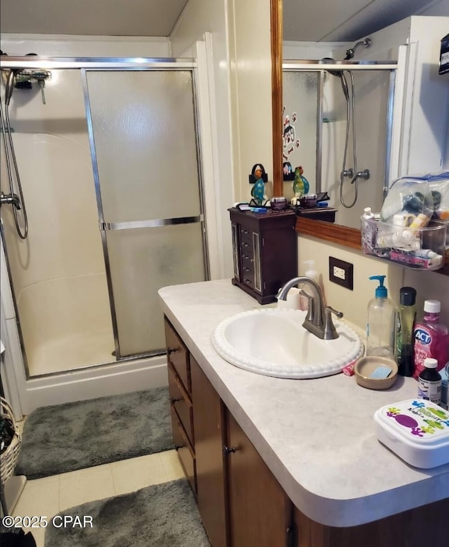 425 Coralvine Dr, Chipley, FL 32428 - photo 6