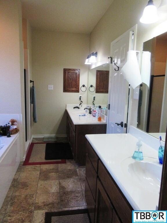 2411 Cavalry Ct, Copperas Cove, TX 76522 - photo 5