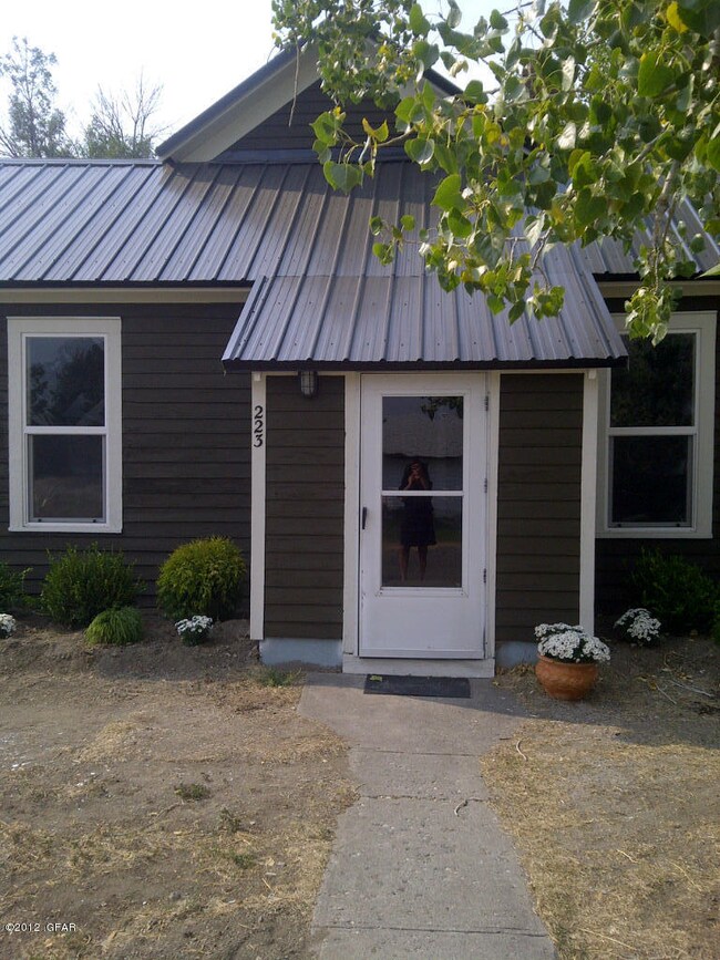 FRONT PORCH