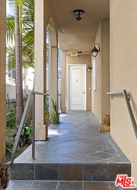 1804 S Barrington Ave unit D, Los Angeles, CA 90025 - photo 3