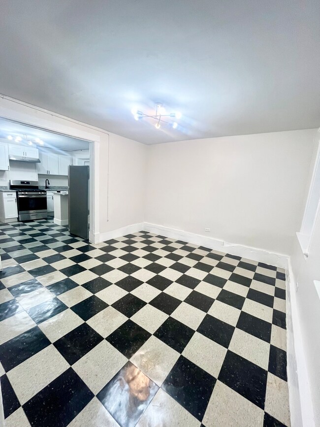 2512 S Trumbull Ave unit GR, Chicago, IL 60623 - photo 4