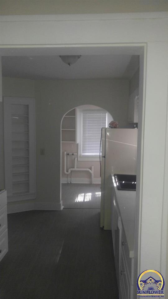 2707 SW Harland Ct, Topeka, KS 66604 - photo 3