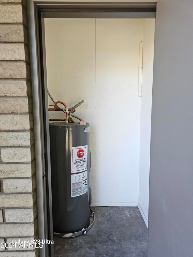 518 E University Dr, Mesa, AZ 85203 - photo 7