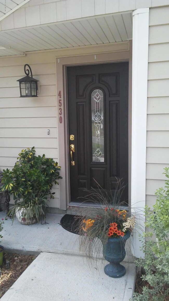 4530 Bull Run Rd, Jacksonville, FL 32210 - photo 3