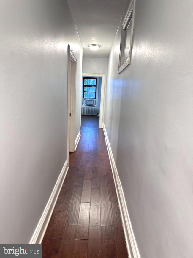 309 R St NW unit 1, Washington, DC 20001 - photo 2