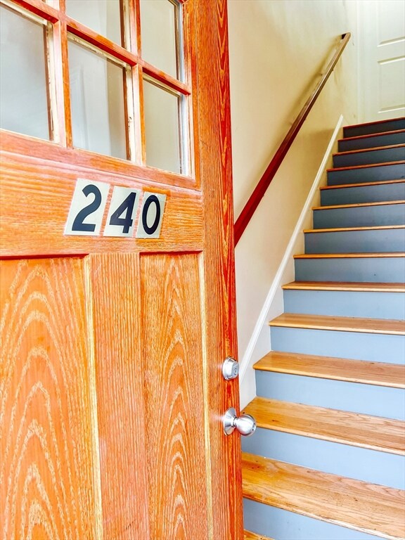 240 Prospect St unit 3, Cambridge, MA 02139 - photo 2