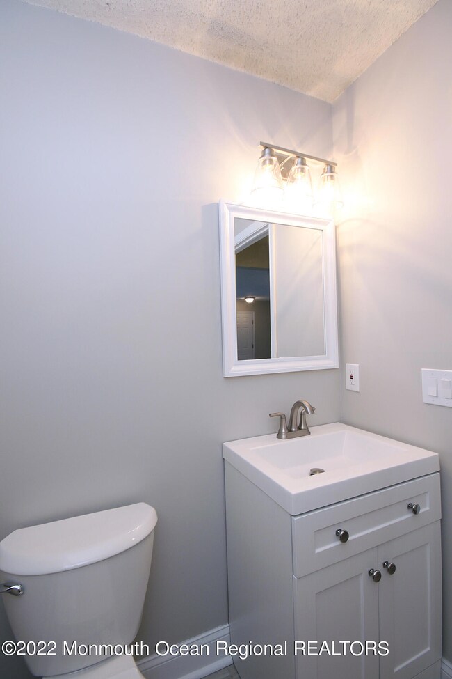 69 Dover Ct, Tinton Falls, NJ 07712 - photo 7