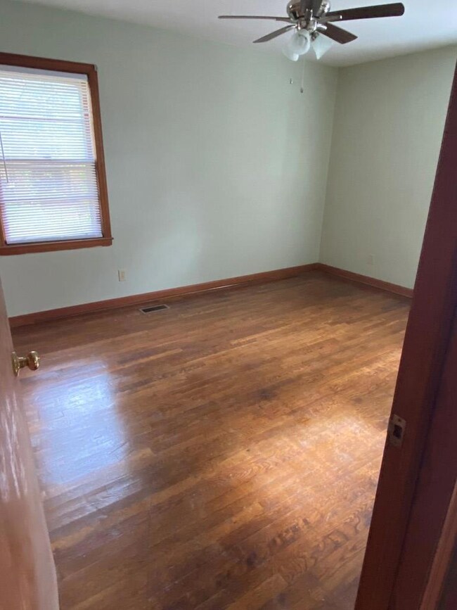 200 S Ingleside Dr, Albany, GA 31707 - photo 6