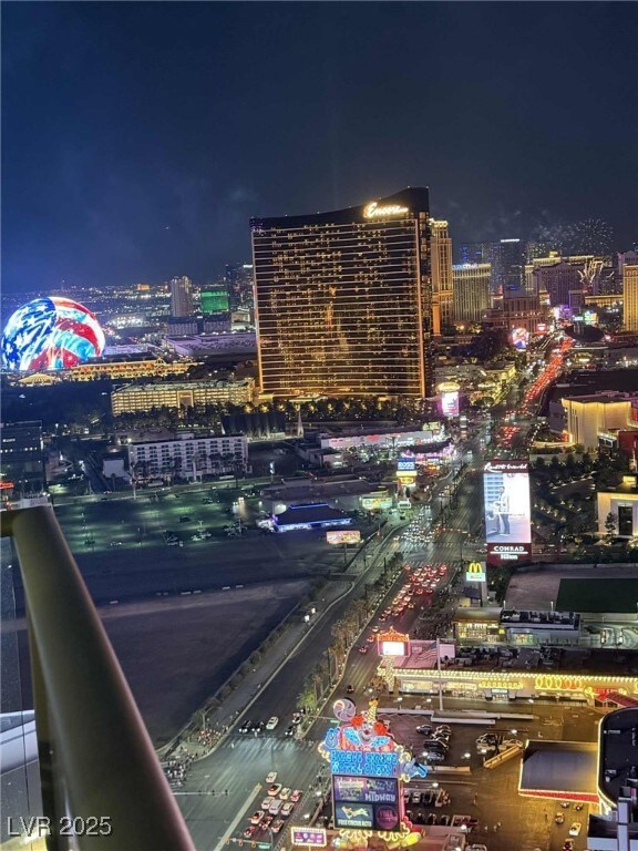 City view featuring a view of city lights