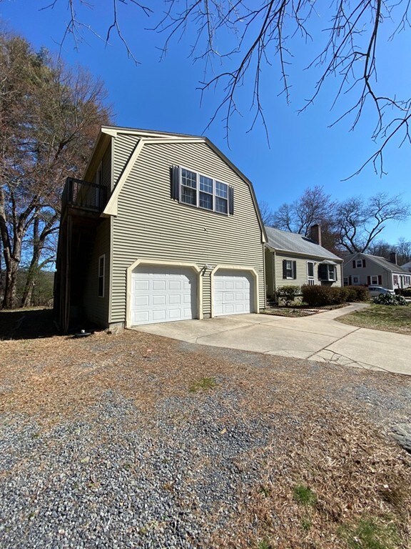 123 Conlyn Ave, Franklin, MA 02038 - photo 2