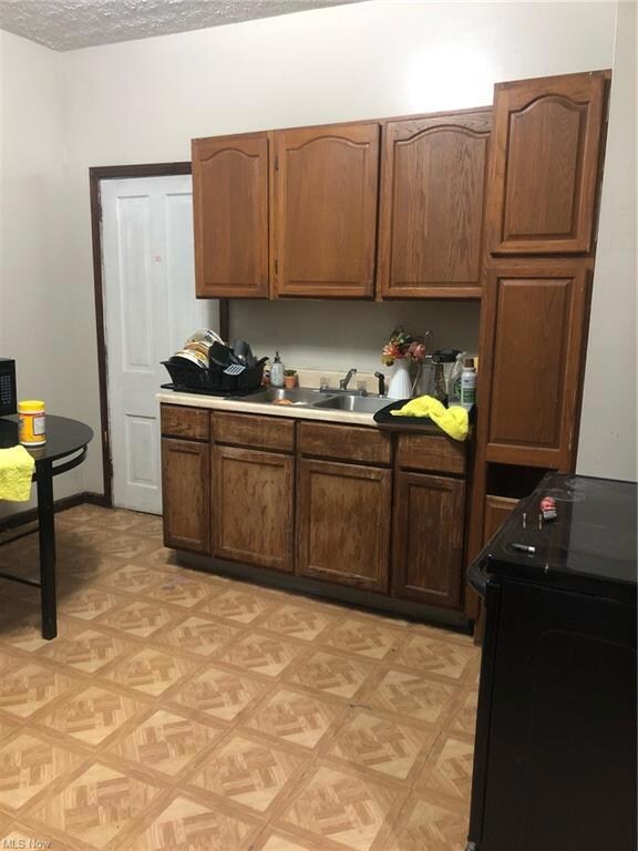 Lower Unit Kitchen