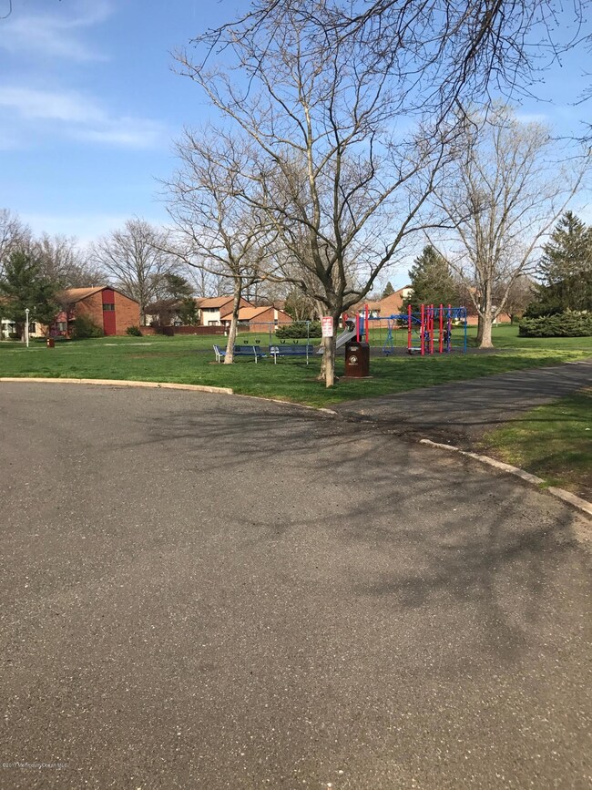 56 Covington Dr, East Windsor, NJ 08520 - photo 4