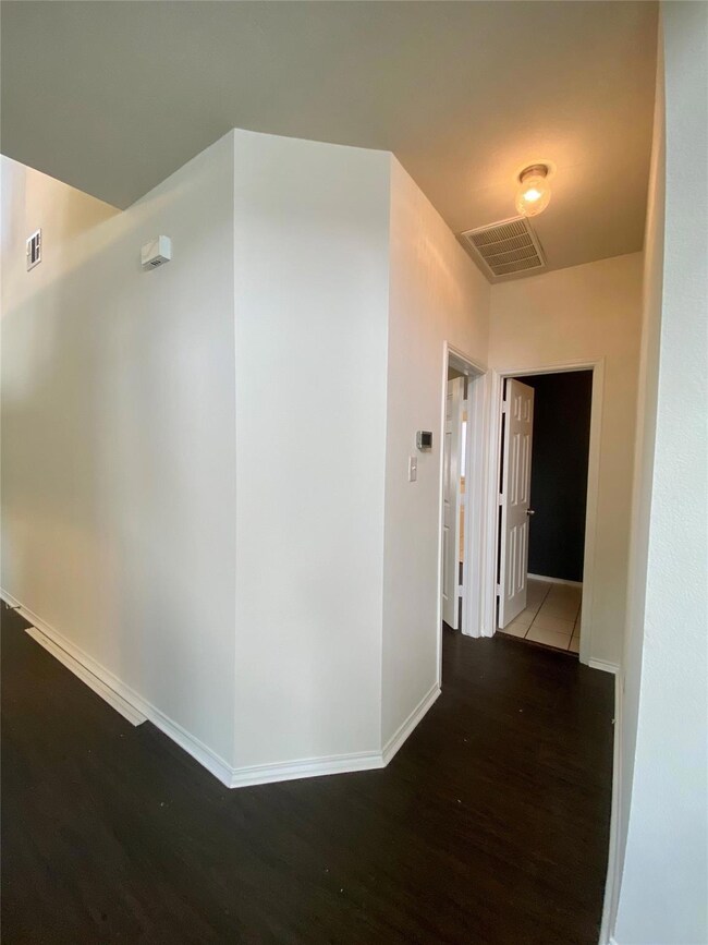 1901 Bridgeport Dr, Providence Village, TX 76227 - photo 7