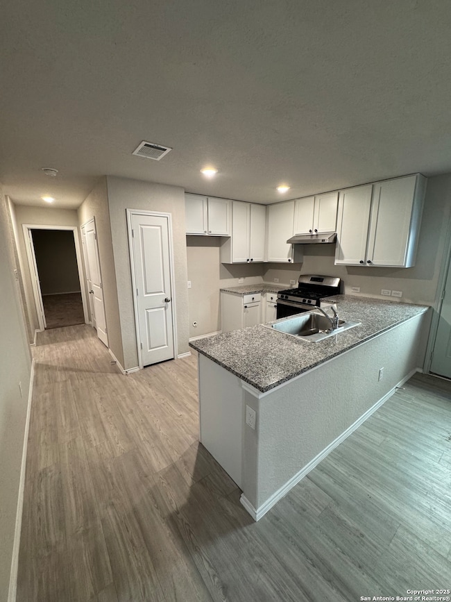 10531 Varmus Dr, Converse, TX 78109 - photo 2