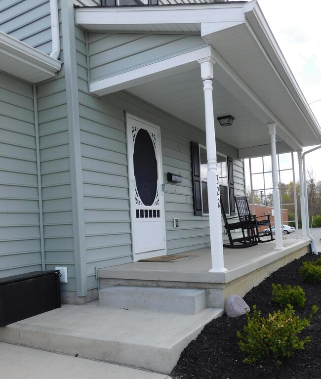 322 S Plum St, Marysville, OH 43040 - photo 4