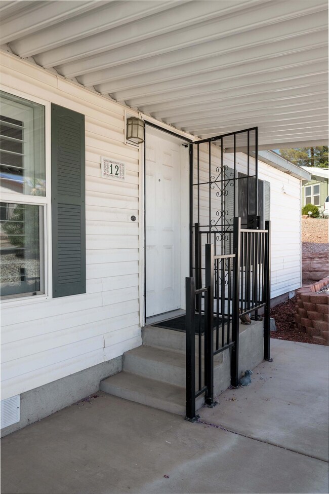 4.Entrance