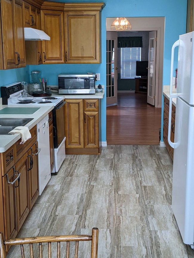 2534 Cimarron Dr unit 451, New Port Richey, FL 34655 - photo 4