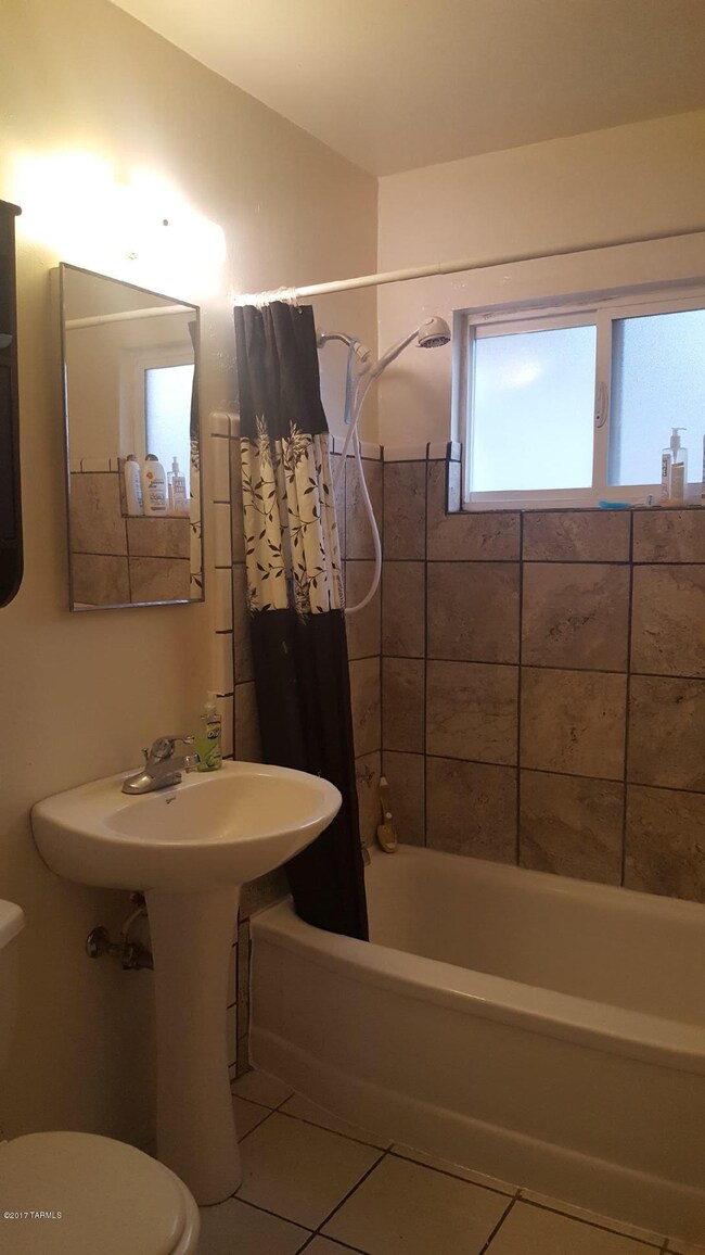 4510 E Montecito St, Tucson, AZ 85711 - photo 6