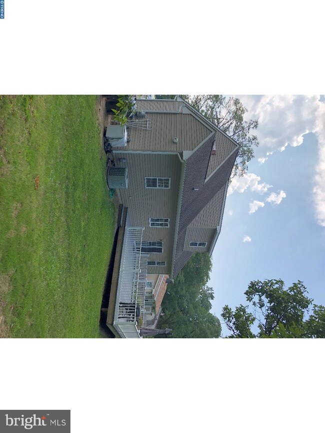 2315 Farrand Dr, Wilmington, DE 19808 - photo 4