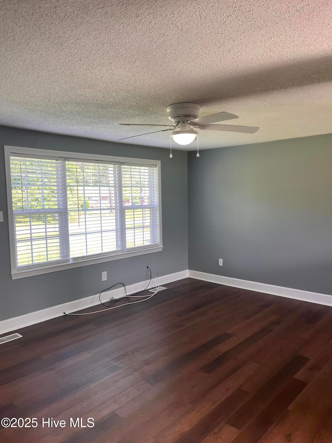 Living Room02