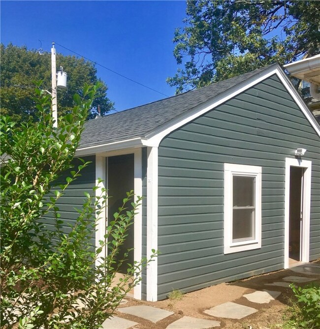 57 Brewster St, Providence, RI 02906 - photo 4