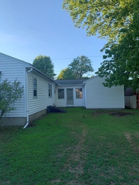 67 Turners Falls Rd, Turners Falls, MA 01376 - photo 5