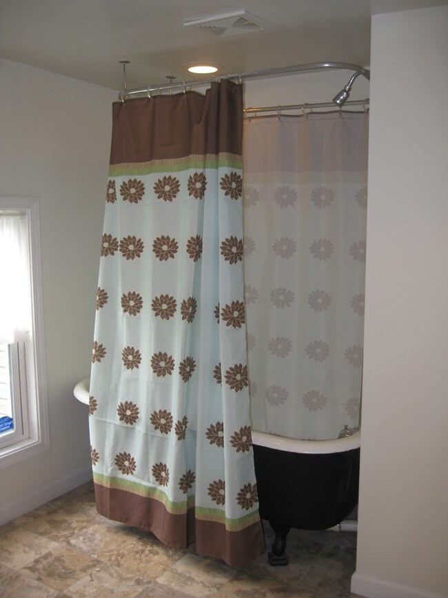 Unit 1 Bathroom