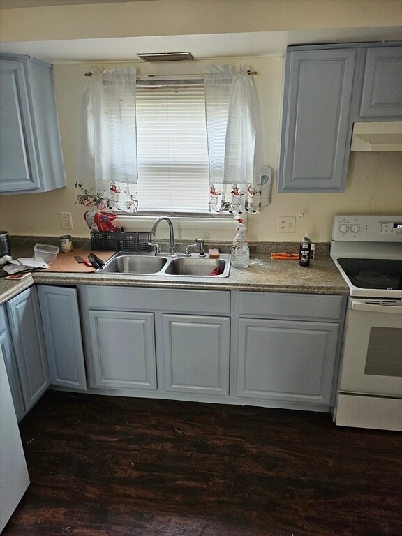 222 Harvard St unit B, Dorchester Center, MA 02124 - photo 3