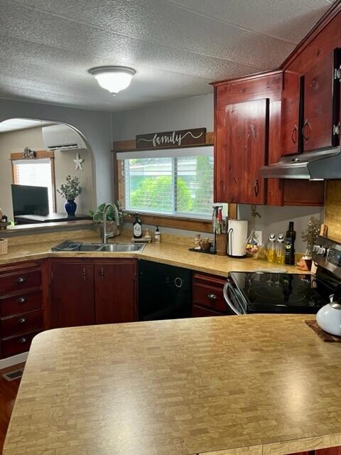 Kitchen 3