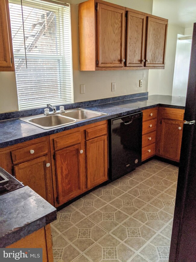 1007 Kirkwood St, Wilmington, DE 19801 - photo 4