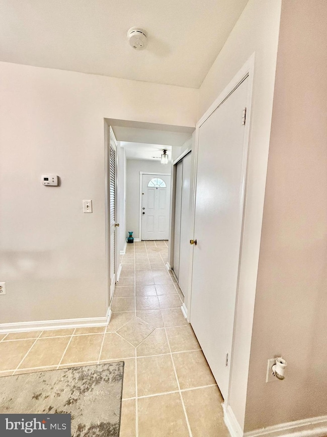 15574 Traverser Ct, Woodbridge, VA 22193 - photo 2