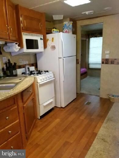 89,90 Naomi Ln unit GLEN 9, Earleville, MD 21919 - photo 4