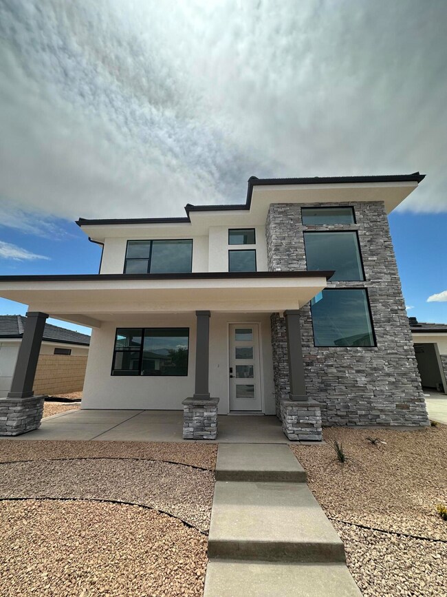 Tecoma 214 front III
