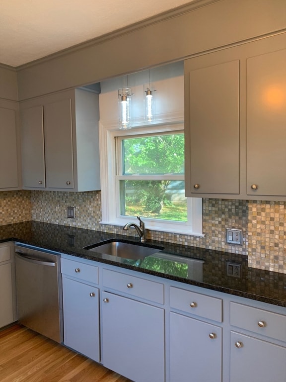298 East St, Dedham, MA 02026 - photo 4