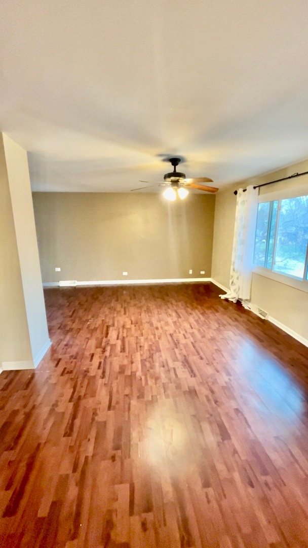 3513 Greenleaf Ave, Island Lake, IL 60042 - photo 6