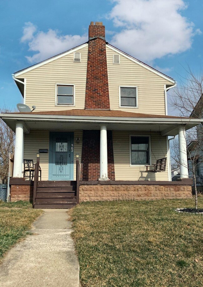 562 S Richardson Ave, Columbus, OH 43204 - photo 2