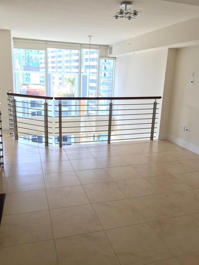 Brickell On The River unit 1510, Miami, FL 33131 - photo 4